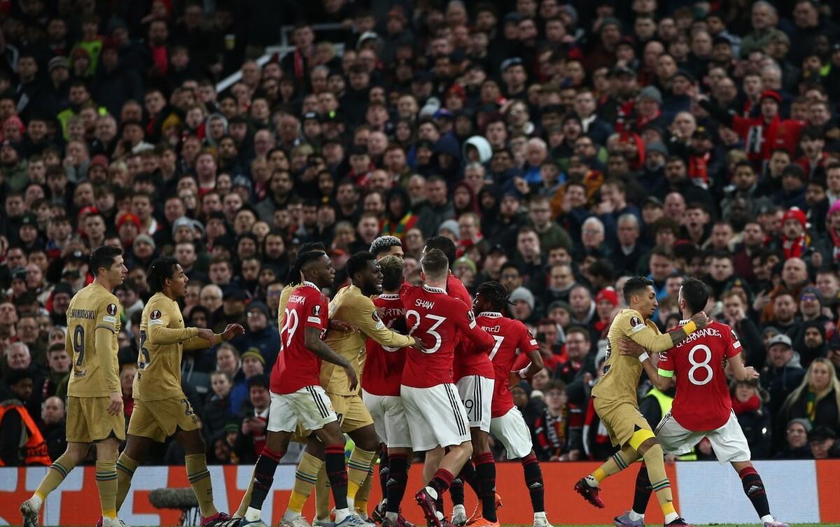 阿森纳逆转巴萨，莫德里奇统治全场