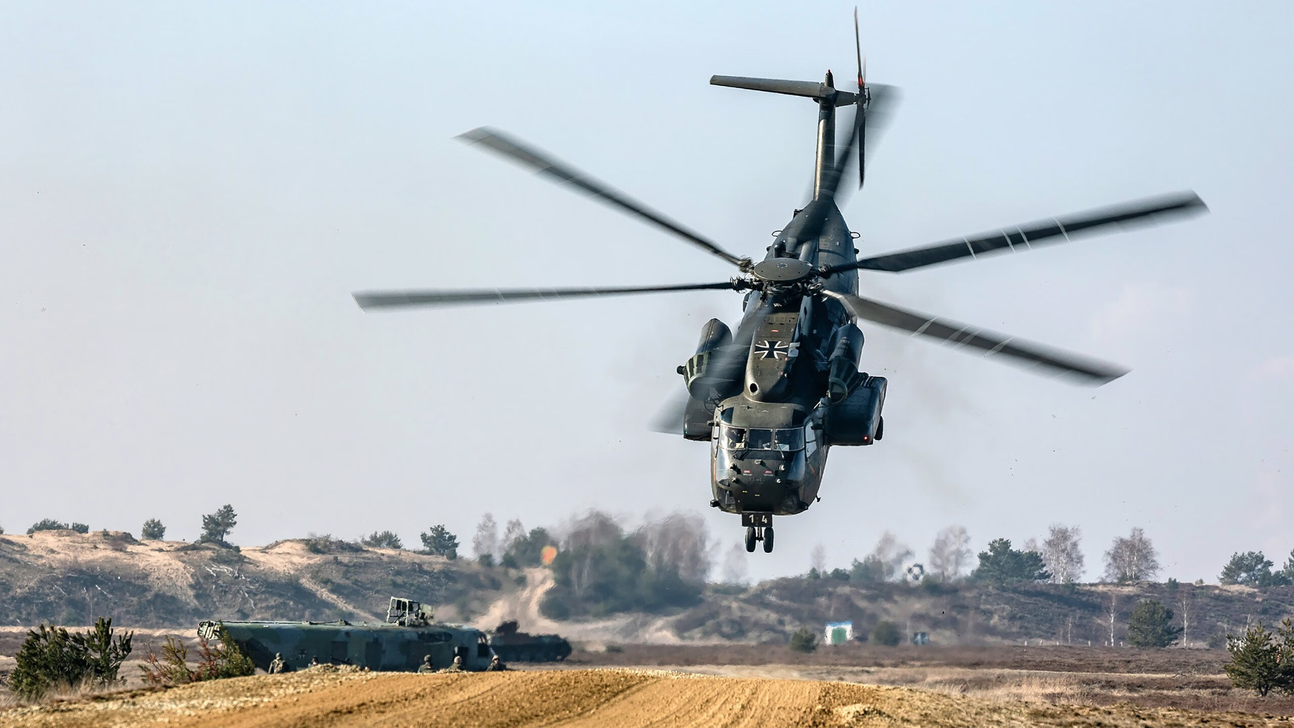 当范弗利特穿上橙色战袍,一个技术蓝领的总决赛宣言