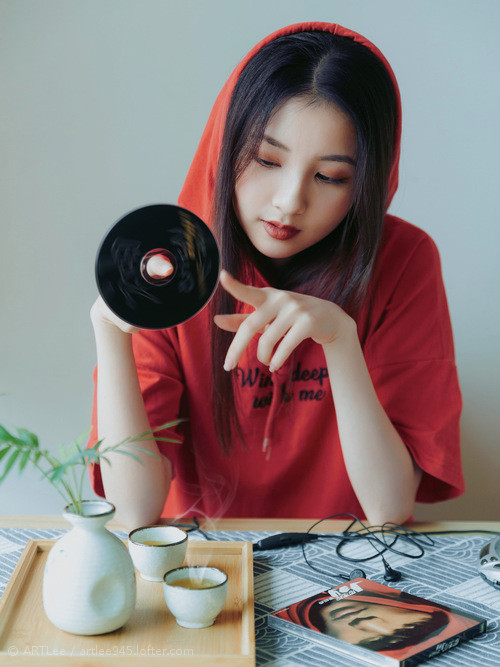 永不独行，当利物浦的红遇上莫德里奇的棋盘