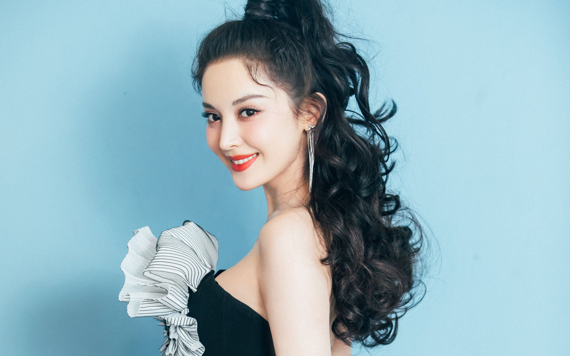 新神登基之夜,厄德高撕裂克罗地亚黄金防线,墨西哥闪电战宣告旧秩序崩塌